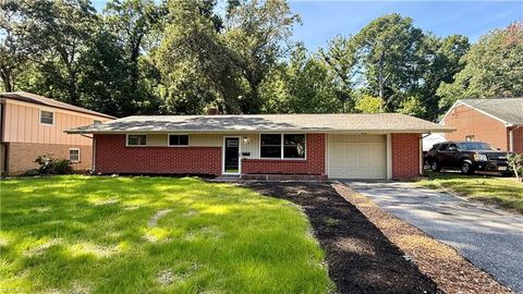 Photo of 107 Hermitage Road, Newport News, VA 23606 (MLS # 10606930)