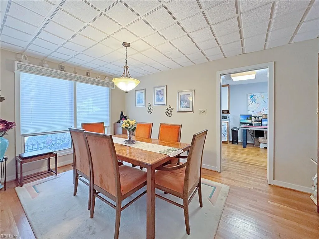 Newport News, Virginia 23606, United States, 5 Bedrooms Bedrooms, ,4 BathroomsBathrooms,Residential,Active,22106