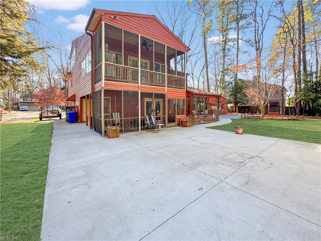 Newport News, Virginia 23606, United States, 5 Bedrooms Bedrooms, ,4 BathroomsBathrooms,Residential,Active,22106