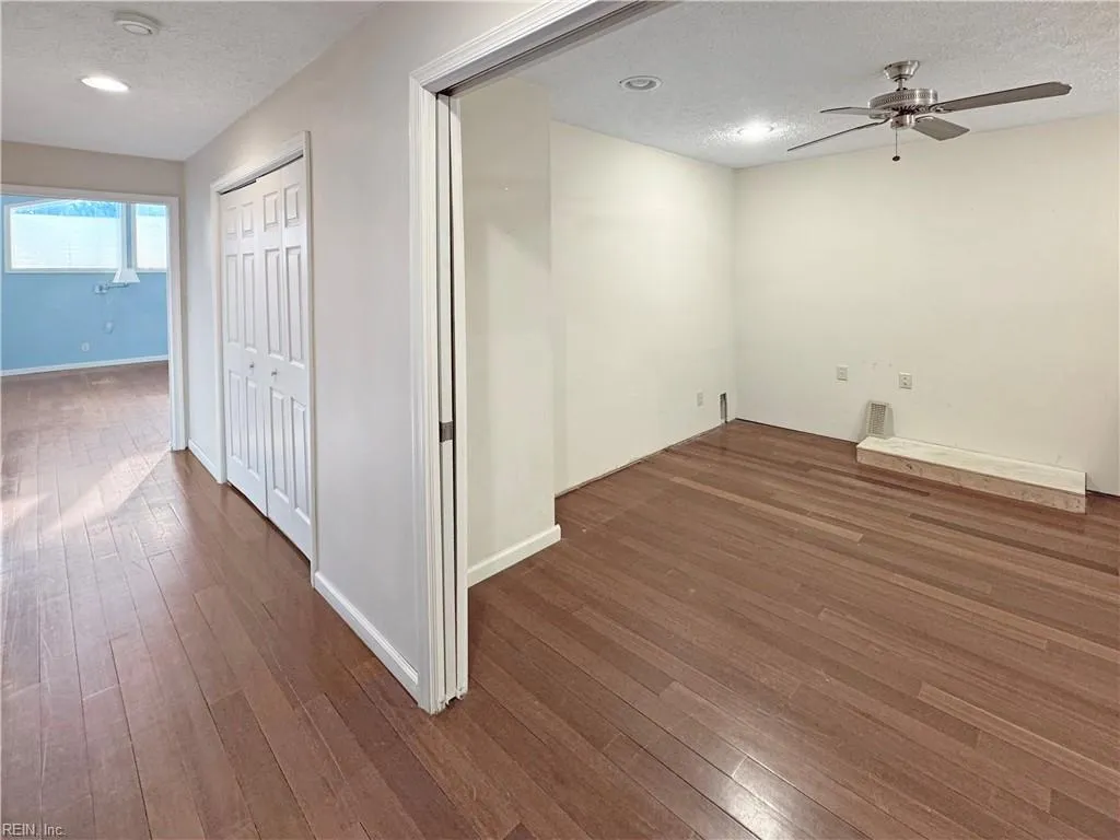 Newport News, Virginia 23606, United States, 5 Bedrooms Bedrooms, ,4 BathroomsBathrooms,Residential,Active,22106