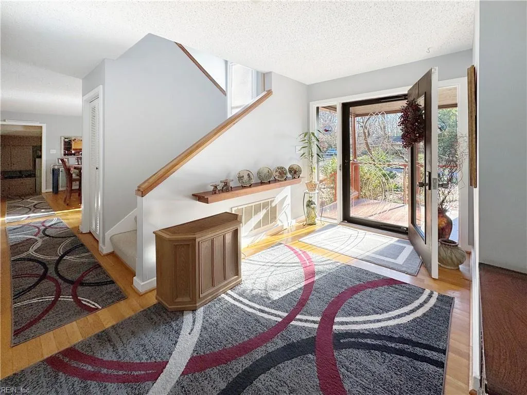 Newport News, Virginia 23606, United States, 5 Bedrooms Bedrooms, ,4 BathroomsBathrooms,Residential,Active,22106