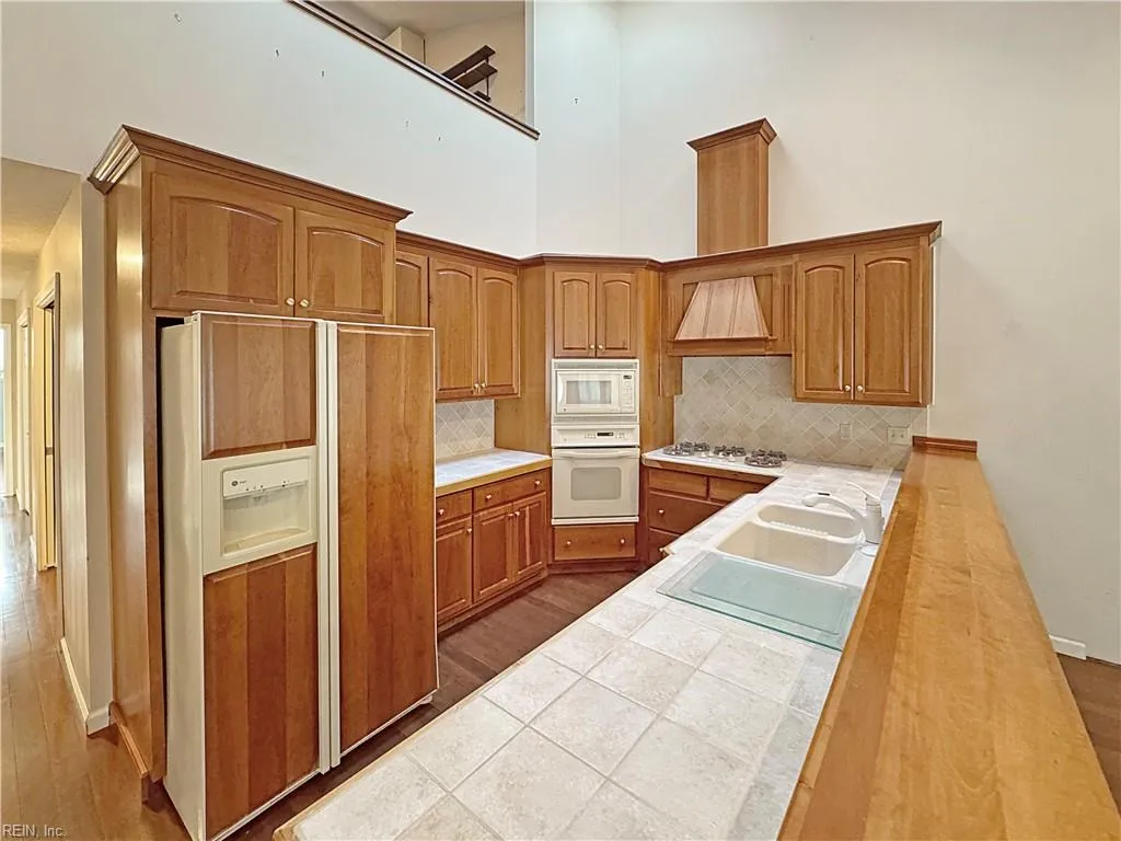 Newport News, Virginia 23606, United States, 5 Bedrooms Bedrooms, ,4 BathroomsBathrooms,Residential,Active,22106