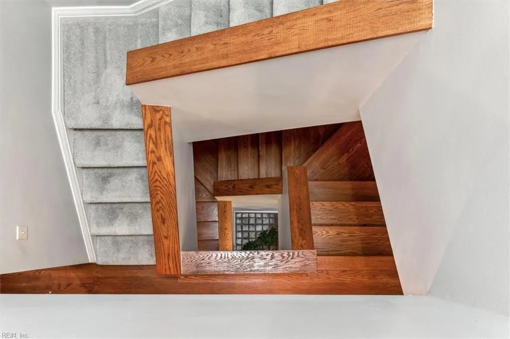 Norfolk, Virginia 23507, United States, 5 Bedrooms Bedrooms, ,3 BathroomsBathrooms,Residential,Active,12057