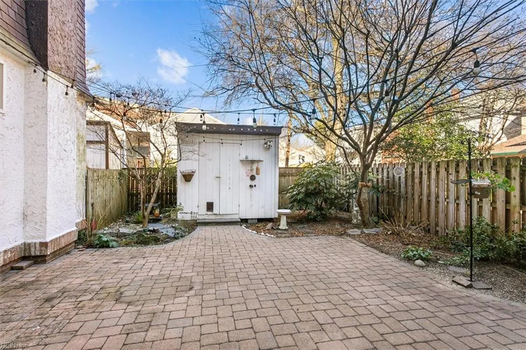 Norfolk, Virginia 23507, United States, 5 Bedrooms Bedrooms, ,3 BathroomsBathrooms,Residential,Active,12057