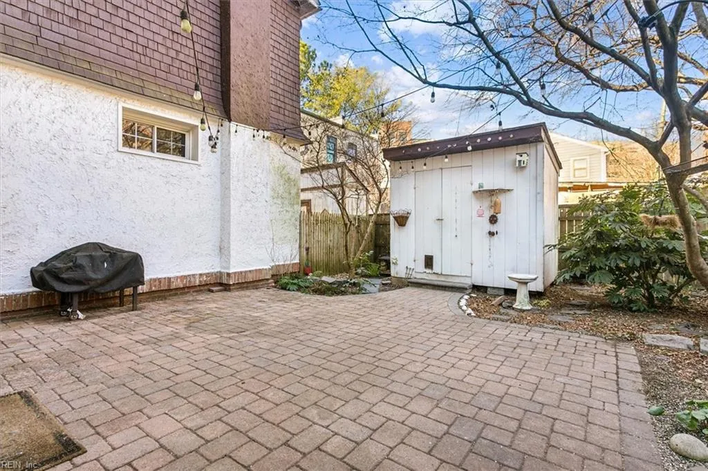 Norfolk, Virginia 23507, United States, 5 Bedrooms Bedrooms, ,3 BathroomsBathrooms,Residential,Active,12057