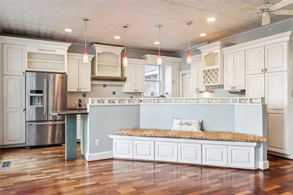 Norfolk, Virginia 23507, United States, 5 Bedrooms Bedrooms, ,3 BathroomsBathrooms,Residential,Active,12057