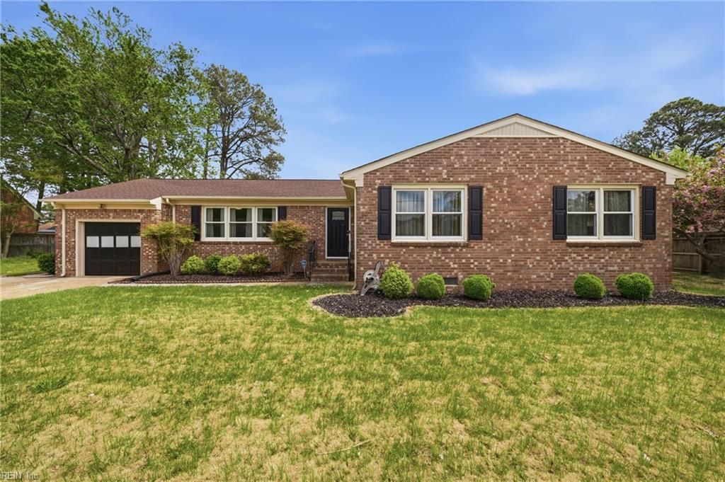 Photo of 3405 Wilshire Road, Portsmouth, VA 23703 (MLS # 10628623)