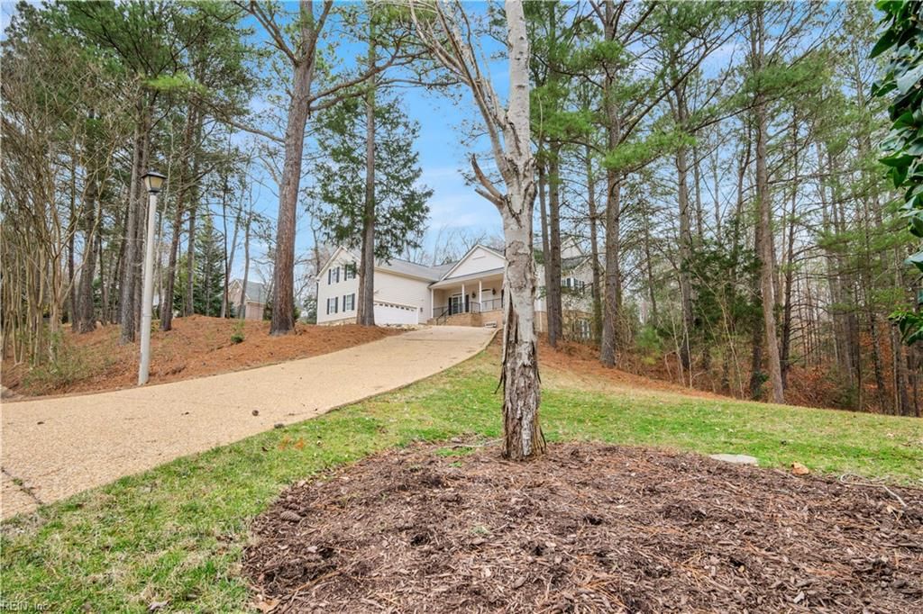 Photo of 100 Lakewood Drive, Williamsburg, VA 23185 (MLS # 10627113)