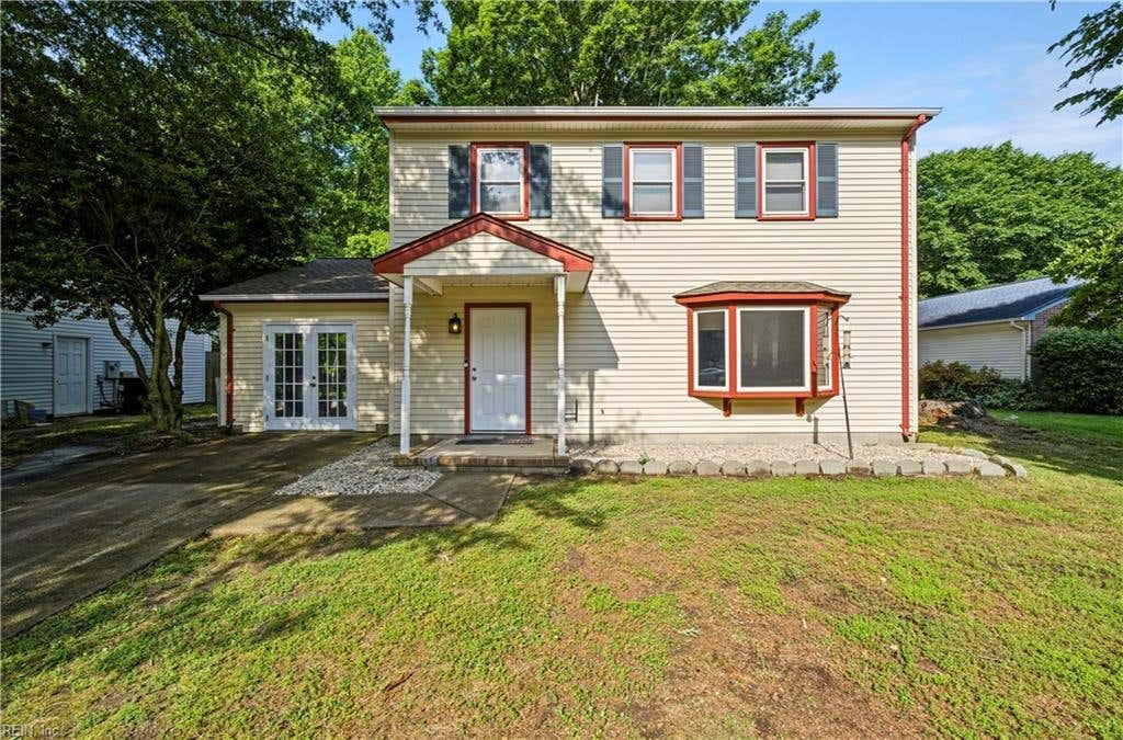 Photo of 3 Lost Cove, Newport News, VA 23606 (MLS # 10639350)