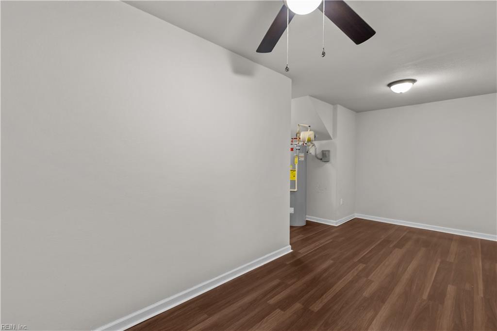 1102 Lakeview CV