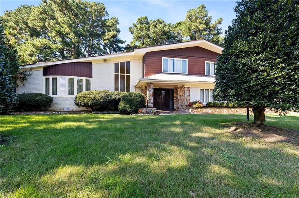 1406 Carson CRES W