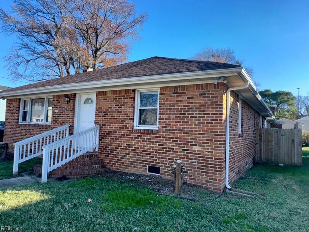 Photo of 1077 Kittrell Street, Norfolk, VA 23513 (MLS # 10613386)