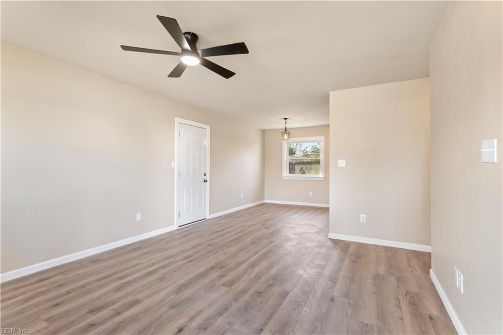 Photo of 803 New Bern Avenue, Hampton, VA 23669 (MLS # 10612933)