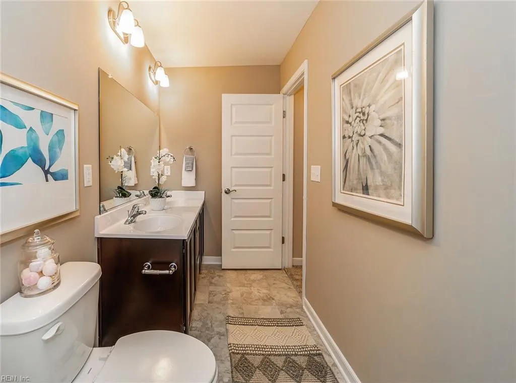 Suffolk, Virginia 23434, United States, 3 Bedrooms Bedrooms, ,3 BathroomsBathrooms,Residential,Active,181115