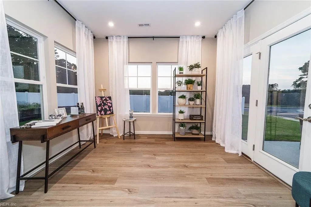 Suffolk, Virginia 23434, United States, 3 Bedrooms Bedrooms, ,3 BathroomsBathrooms,Residential,Active,181115