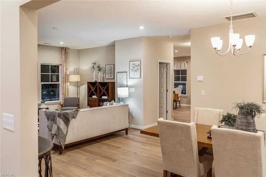 Suffolk, Virginia 23434, United States, 3 Bedrooms Bedrooms, ,3 BathroomsBathrooms,Residential,Active,181115