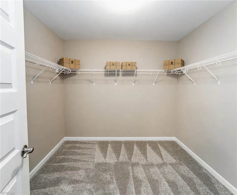 Suffolk, Virginia 23434, United States, 3 Bedrooms Bedrooms, ,3 BathroomsBathrooms,Residential,Active,181115