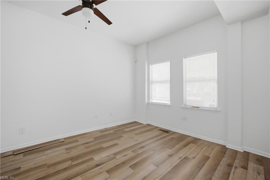 Photo of 2103 Elm Avenue, Portsmouth, VA 23704 (MLS # 10631575)