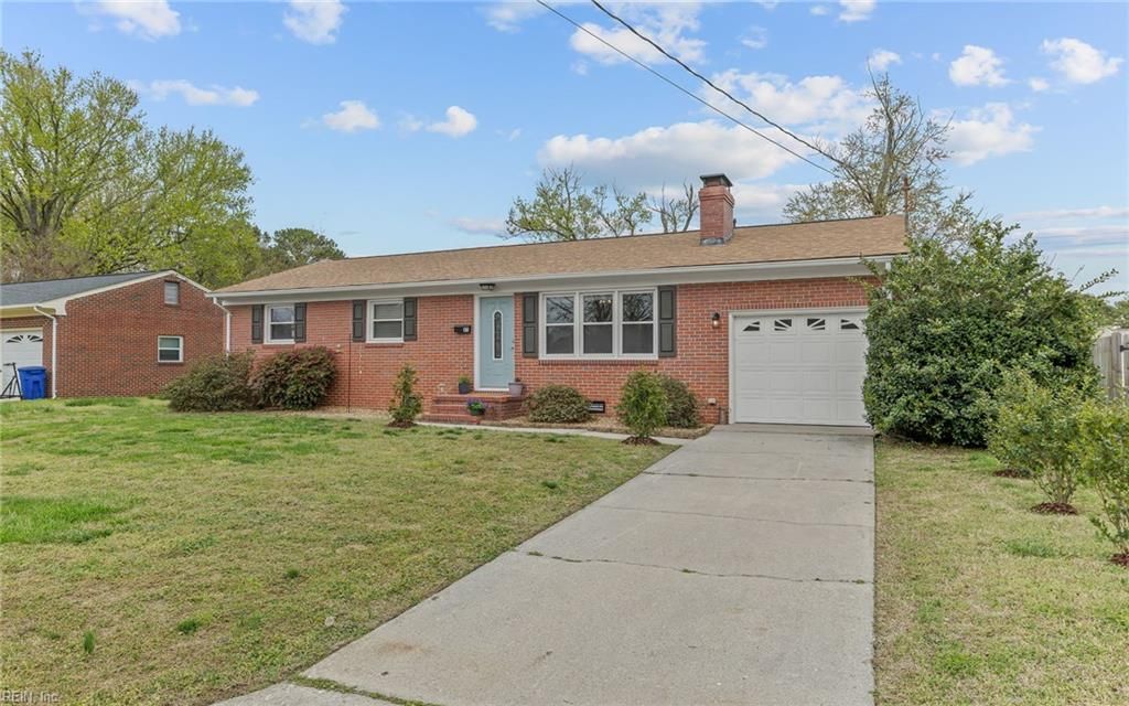 Photo of 85 Haviland Drive, Newport News, VA 23601 (MLS # 10626476)