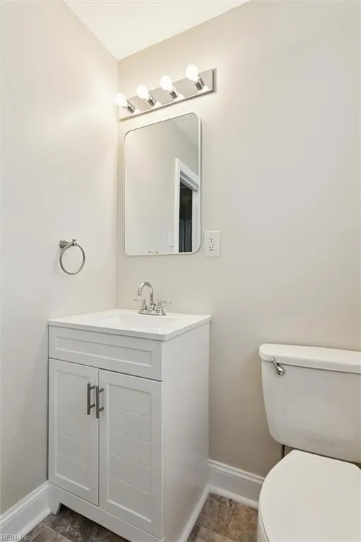 Newport News, Virginia 23607, United States, 3 Bedrooms Bedrooms, ,1 BathroomBathrooms,Residential,Active,197270