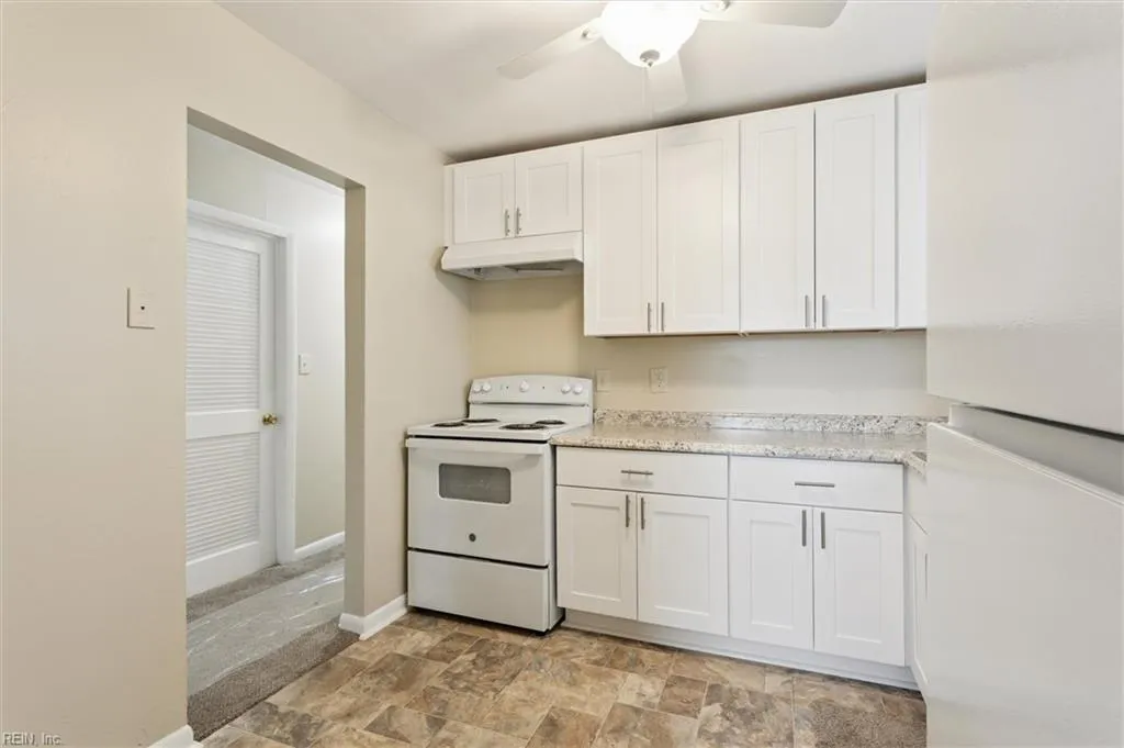 Newport News, Virginia 23607, United States, 3 Bedrooms Bedrooms, ,1 BathroomBathrooms,Residential,Active,197270