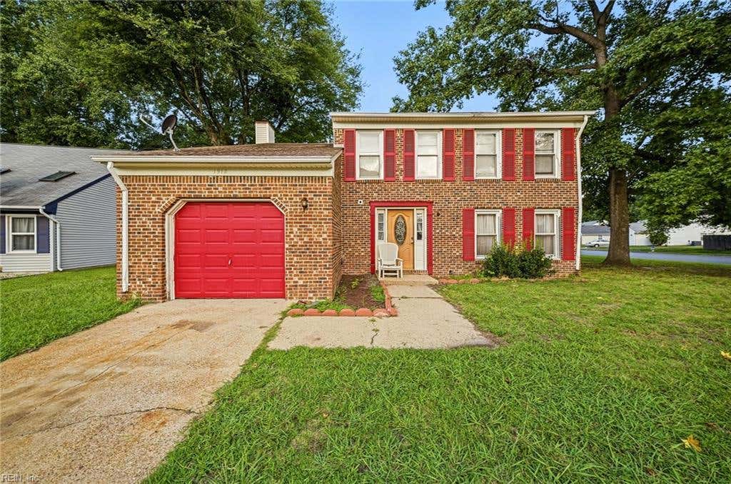 Photo of 1912 Dawnee Brook Trail, Chesapeake, VA 23320 (MLS # 10649850)