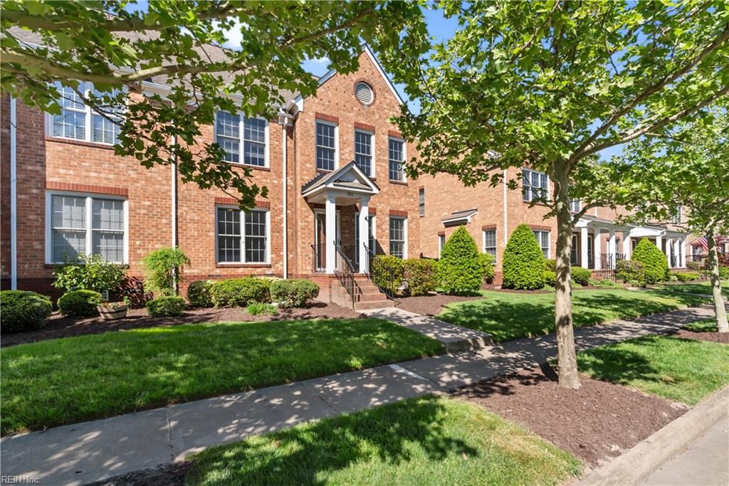 Photo of 335 Herman Melville Avenue, Newport News, VA 23606 (MLS # 10631213)