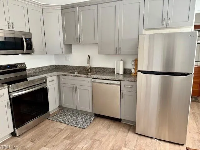 Virginia Beach, Virginia 23455, United States, 3 Bedrooms Bedrooms, ,1 BathroomBathrooms,Residential,Pending,27500