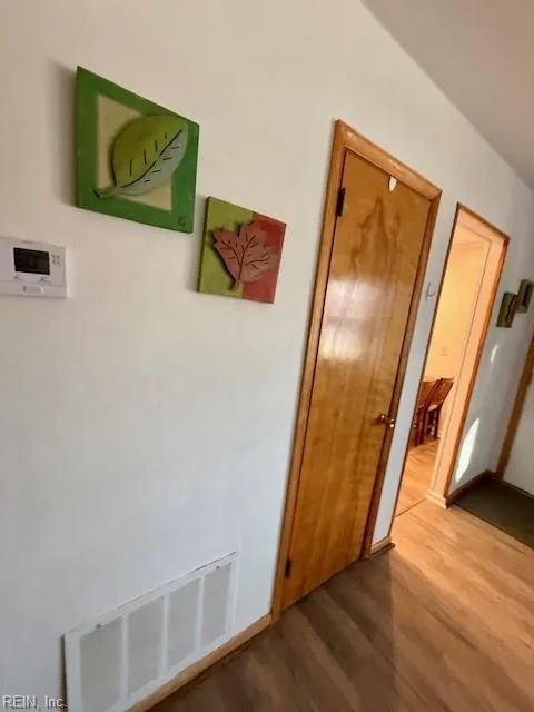 Virginia Beach, Virginia 23455, United States, 3 Bedrooms Bedrooms, ,1 BathroomBathrooms,Residential,Pending,27500