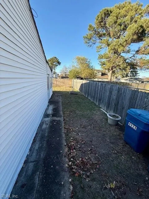 Virginia Beach, Virginia 23455, United States, 3 Bedrooms Bedrooms, ,1 BathroomBathrooms,Residential,Pending,27500