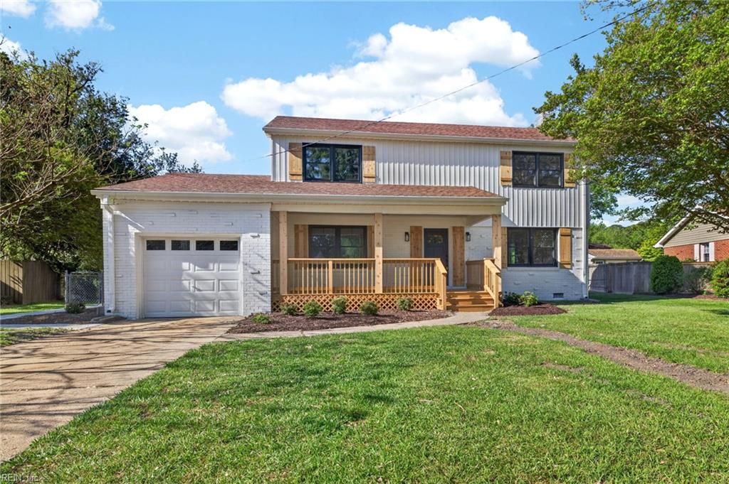 Photo of 624 Nottingham Drive, Virginia Beach, VA 23452 (MLS # 10630299)