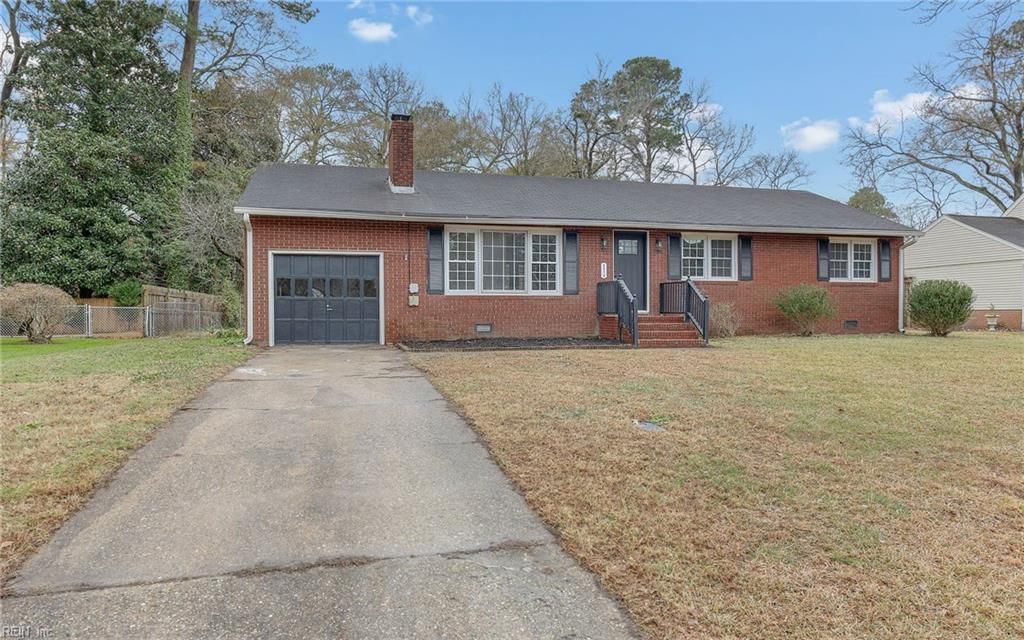 Photo of 5513 S Greenefield Drive, Portsmouth, VA 23703 (MLS # 10614091)