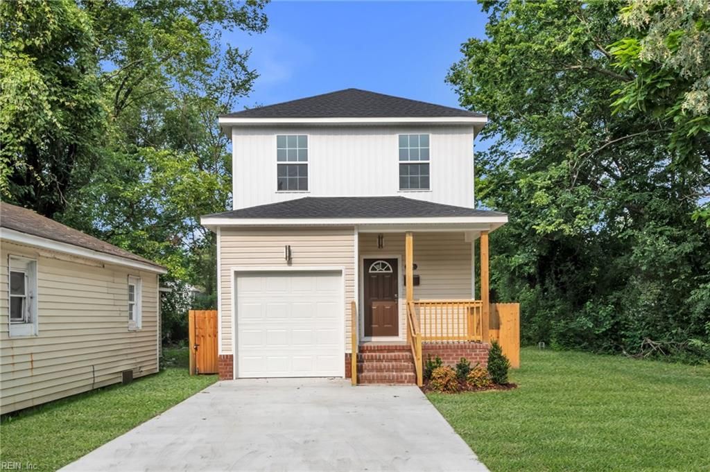 Photo of 113 N 10th St Street, Suffolk, VA 23434 (MLS # 10644975)