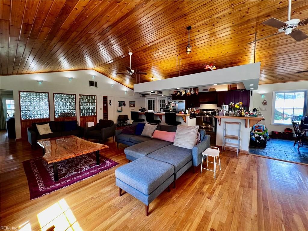 Photo of 2012 Oak Leaf Lane, Virginia Beach, VA 23455 (MLS # 10618224)