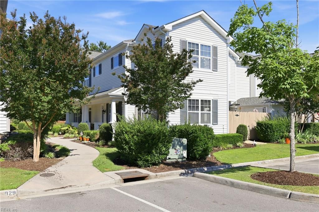 Photo of 4376 Turnworth Arch, Virginia Beach, VA 23456 (MLS # 10643151)