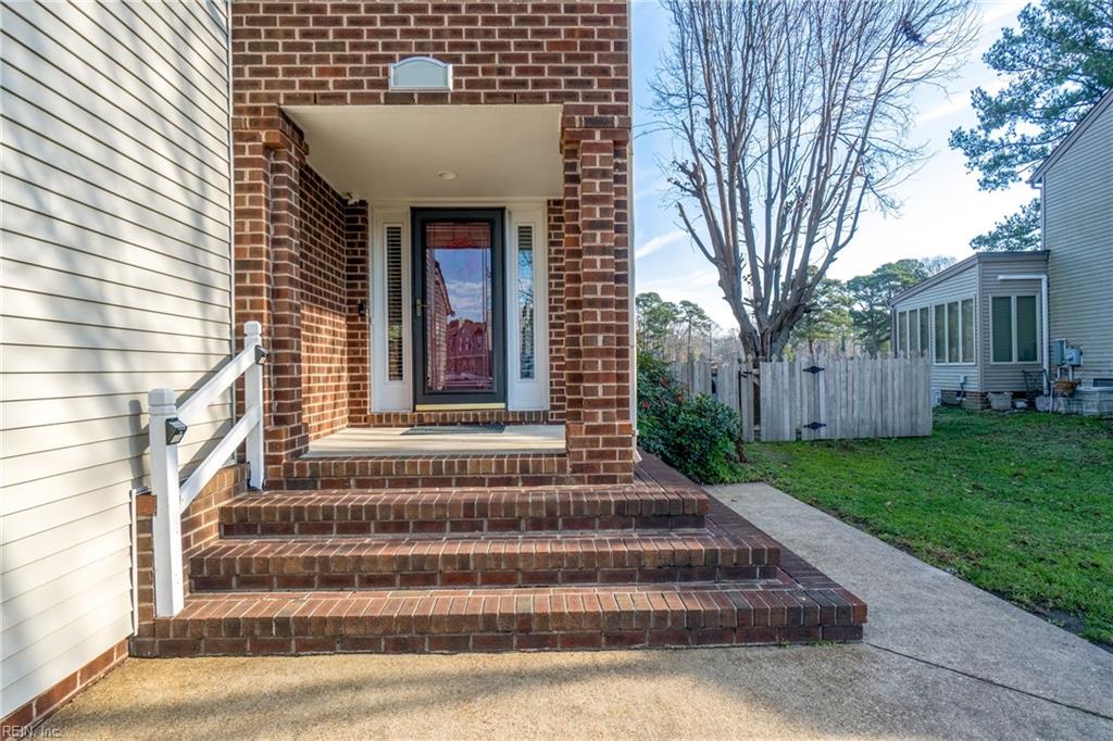 4715 Kempsville Greens PW
