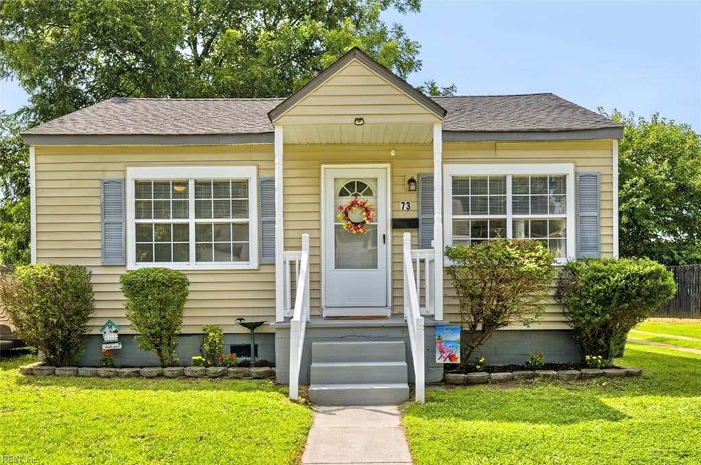 Photo of 73 Gillis Road, Portsmouth, VA 23702 (MLS # 10642671)
