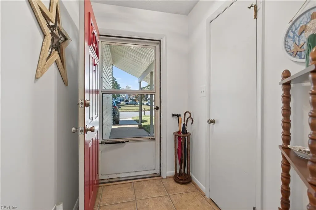 Virginia Beach, Virginia 23456, United States, 3 Bedrooms Bedrooms, ,2 BathroomsBathrooms,Residential,Active,240841