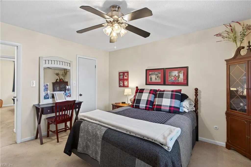 Virginia Beach, Virginia 23456, United States, 3 Bedrooms Bedrooms, ,2 BathroomsBathrooms,Residential,Active,240841