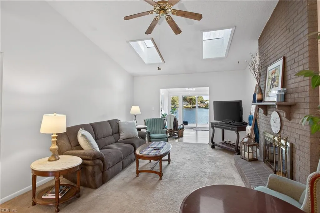 Virginia Beach, Virginia 23456, United States, 3 Bedrooms Bedrooms, ,2 BathroomsBathrooms,Residential,Active,240841