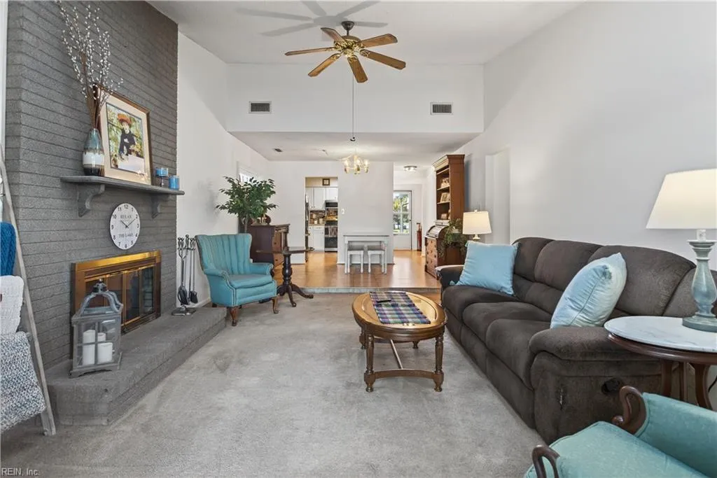 Virginia Beach, Virginia 23456, United States, 3 Bedrooms Bedrooms, ,2 BathroomsBathrooms,Residential,Active,240841