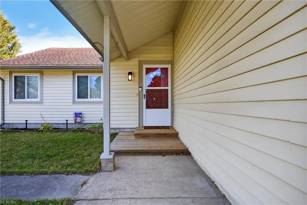 Virginia Beach, Virginia 23456, United States, 3 Bedrooms Bedrooms, ,2 BathroomsBathrooms,Residential,Active,240841