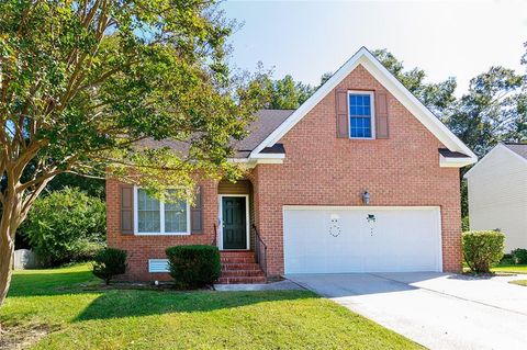 Photo of 314 Oak Ridge Drive, Newport News, VA 23603 (MLS # 10604875)