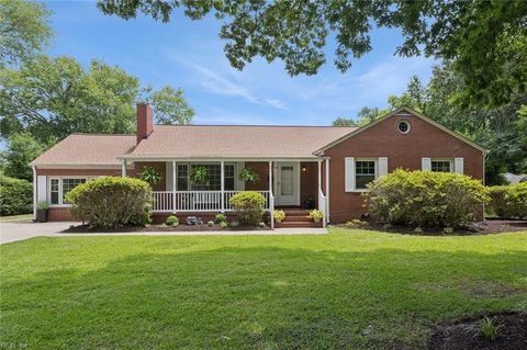 127 Nelson DR Newport News VA 23601