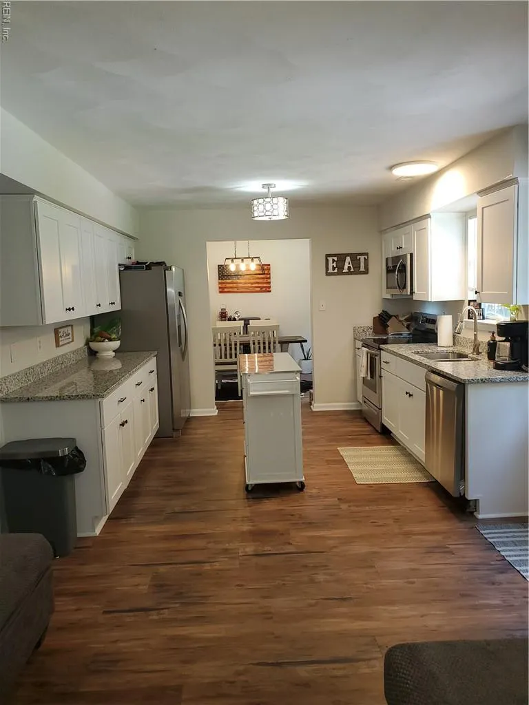 Suffolk, Virginia 23435, United States, 3 Bedrooms Bedrooms, ,3 BathroomsBathrooms,Residential,Pending,183624