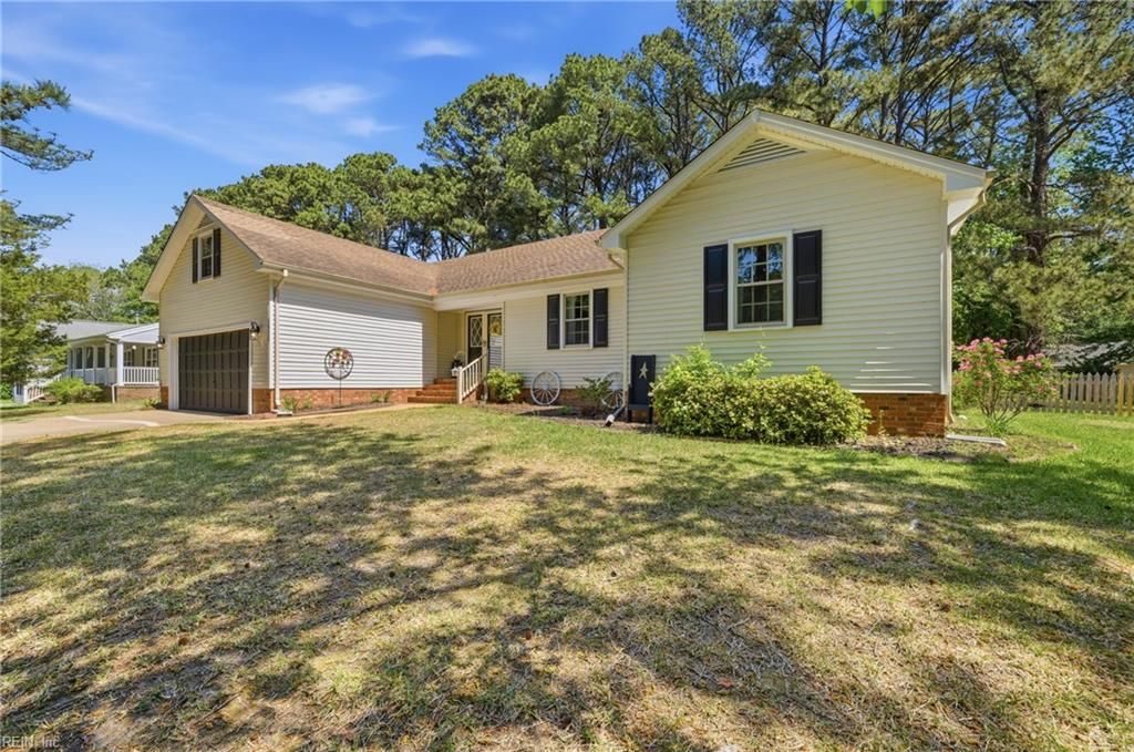 Photo of 1832 Woodland Road, Suffolk, VA 23436 (MLS # 10631723)