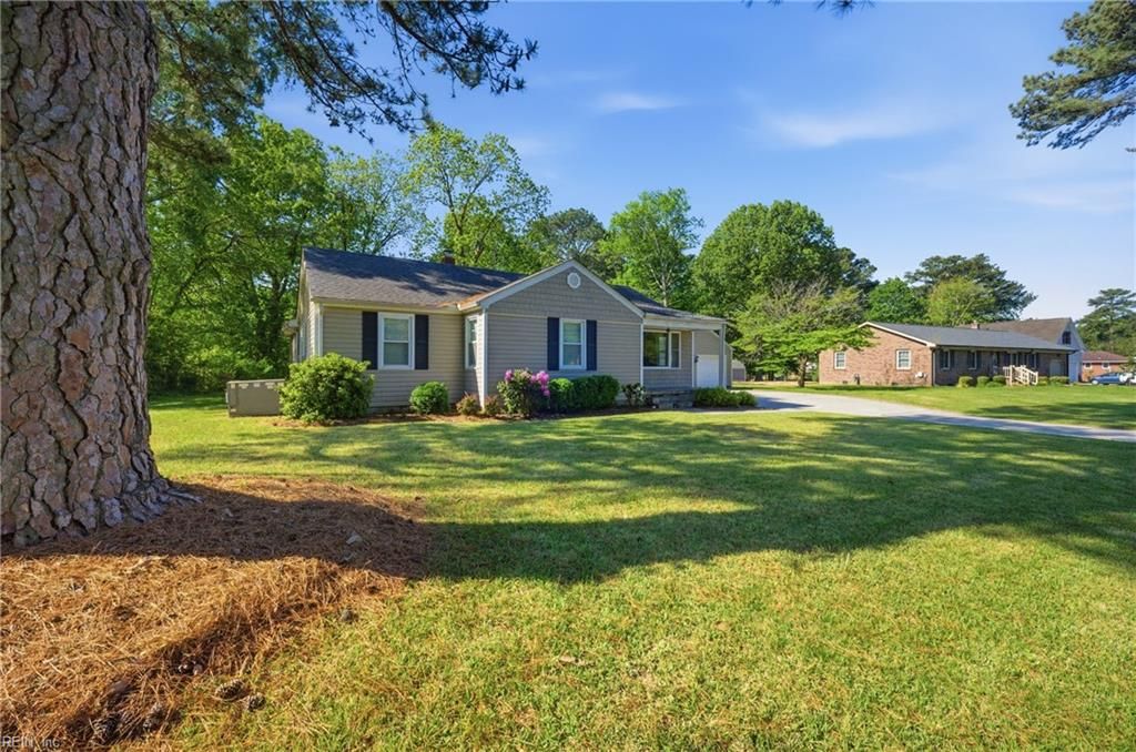 Photo of 3909 Wedgewood Drive, Chesapeake, VA 23321 (MLS # 10631599)