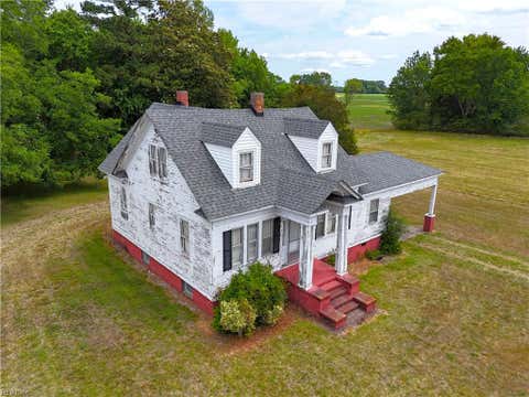 Photo for 373 Colonial TRL