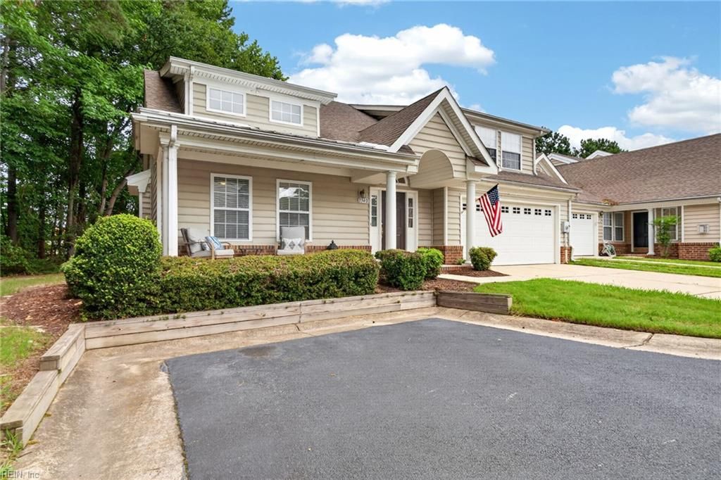 Photo of 13401 High Gate Mews MEWS, Carrollton, VA 23314 (MLS # 10642531)