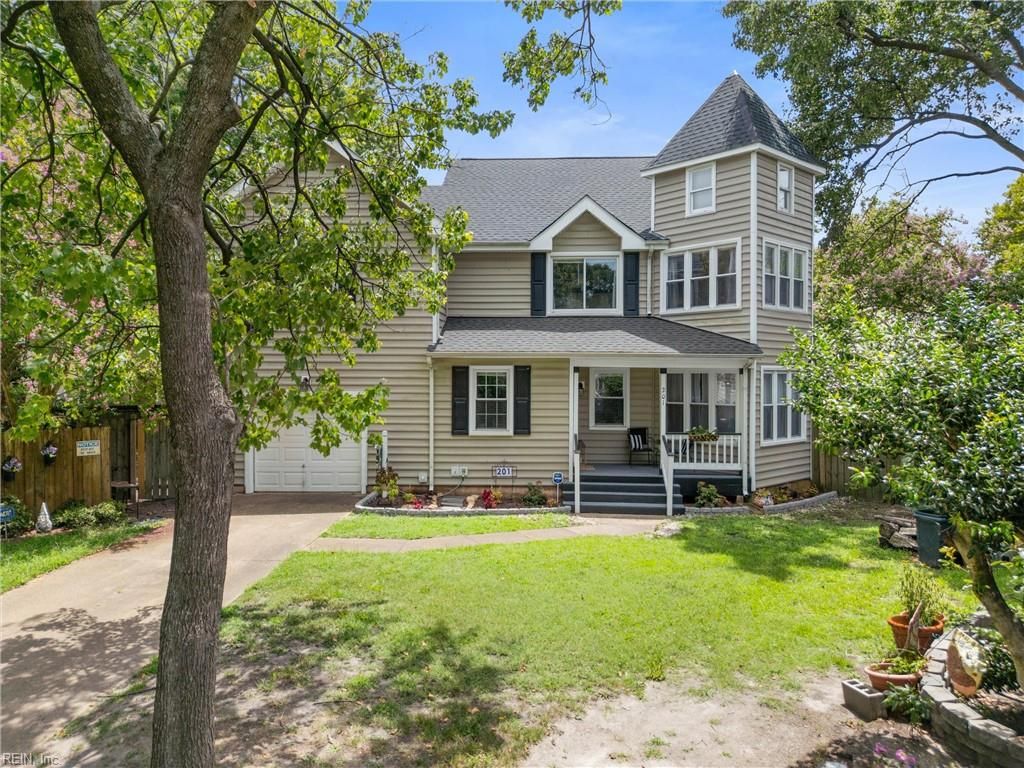 Photo of 201 Queens Way, Norfolk, VA 23517 (MLS # 10644471)